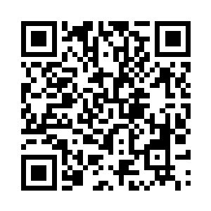 一手甚至调皮地在他的胸口画着圈圈二维码生成