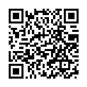 一把光芒灿烂的长剑出现在他的手上二维码生成