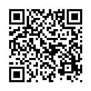 一把就将李燕珺从冰冷的地上拉起二维码生成