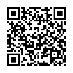 一把就把正准备翻墙的无欢给扯了下来二维码生成