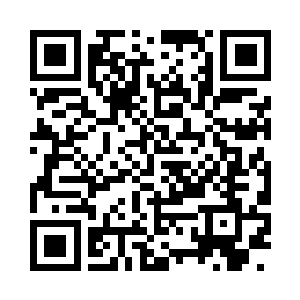 一把巨剑的伤痕并不能给它致命的打击二维码生成