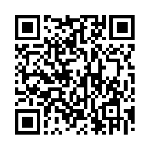 一把锋利的双手剑就出现在张铁的手中二维码生成