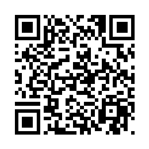 一挺微冲从一台机器的后面扔了出来二维码生成