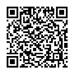 一方面也确实是想让她洗掉身上残留的那刺鼻香水味二维码生成