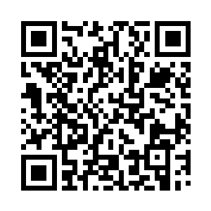 一旁的一个黑衣人突然拿出了一把手枪二维码生成