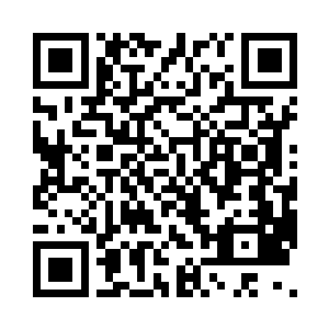 一旁的李青峰似乎看得都有些于心不忍二维码生成