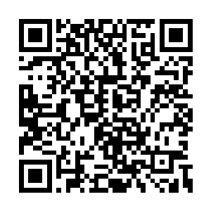 一时间竟找不出什么适合的词语能表达她的意思二维码生成