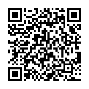 一是交待或者是营造出当时的那种独特的历史氛围来二维码生成