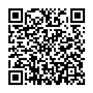 一条熊熊燃烧的巨龙却从碎裂的水滴中呼啸而出二维码生成