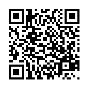 一柄长长的虎头战刀出现在他的手中二维码生成