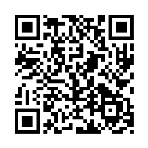 一根隐藏在草丛中的绊索被他们压在了身下二维码生成