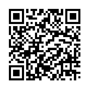 一根食指的尖尖指甲划过鲜红舌尖二维码生成