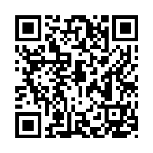 一棵高大的树木非常醒目立在院子正中间二维码生成