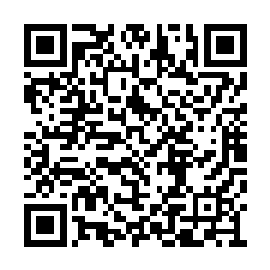 一步踏出便是来到了成仙门前而后一脚踏入进去二维码生成