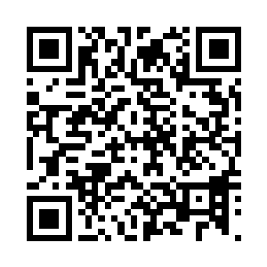 一热一寒的气息覆盖在了他的手指上二维码生成