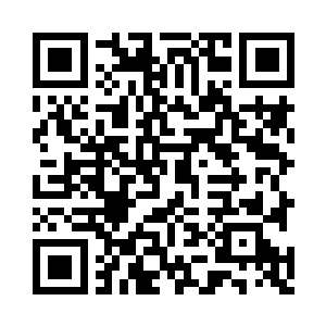 一直不动声色暗暗留意着夭华一举一动的薛三二维码生成