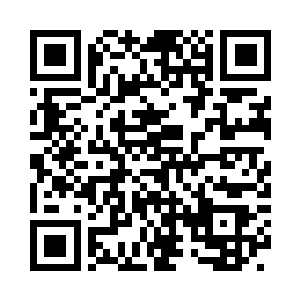 一直到赵长枪将银行卡重新放进厉祥龙的衣兜二维码生成