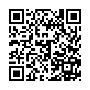 一直在尺雪小院做活的两名丫鬟去忙碌二维码生成