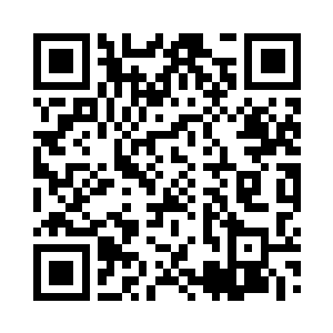 一直在监视着二人的一个黄衣大汉哈哈大笑二维码生成