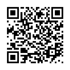 一直站在白伊伊身后的夏天叹了口气二维码生成