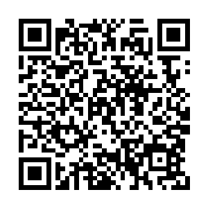 一直陪着赵长枪的赵玉山看到枪哥终于醒了过来二维码生成