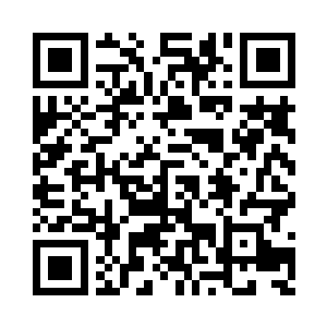 一眼就看到了他身后江水上泛起的一片红色二维码生成
