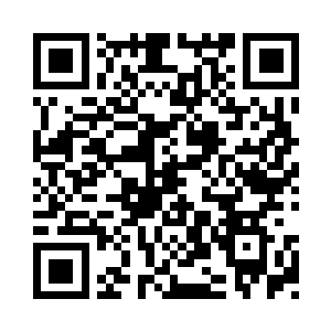 一眼就落在了那压制着澹台丹华级的男子身上二维码生成