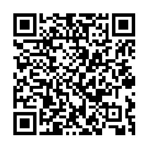 一米八七的范博梅尔和一米八六的托马斯・穆勒也都在人墙中二维码生成