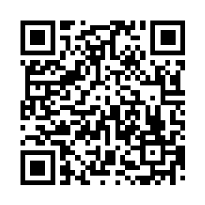 一群内道门的成员恭敬的站在大殿外头二维码生成