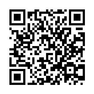 一群道三境的仙家都拿起法宝和武器二维码生成