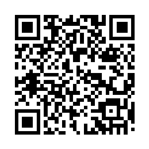 一股强大的冲击力伴随火光从门外狂涌而来二维码生成