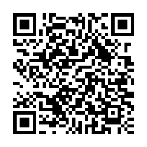 一股强大的气浪推动着他以不弱于响尾蛇导弹的速度往前方冲去二维码生成