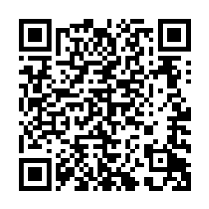 一股股让修魔者们都觉得不舒服的气息让他们惊疑的飞快远离二维码生成