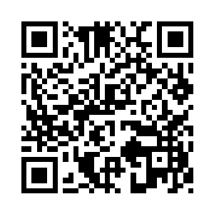 一脚将水晶坐的轮椅蹬向了自己的保镖们二维码生成