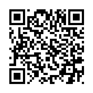 一脸冷然的站在门口盯着那些下人二维码生成