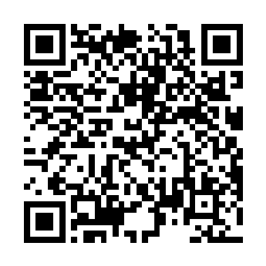 一般人一看都会觉得眼睛好像被剑芒攻击一样无法承受二维码生成