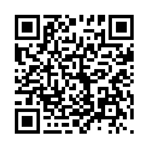 一艘纽约警察的巡逻艇正在进行例行巡逻二维码生成