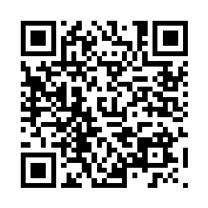 一行三五人风尘仆仆的来到蒲东巡检司前下马二维码生成