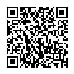 一行华族文字悄然浮现于原本无字的石碑之上――仁为道之心二维码生成