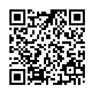 一袭劲装将凹凸有致身材的完全展现了出来二维码生成