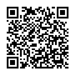 一记老拳……哦不……是一记小拳就打在了封不觉的肚子上二维码生成