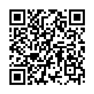 一身淡蓝色的衣裙虽然没有任何修饰二维码生成