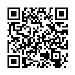 一身白色礼服将她的美完全展现出来二维码生成