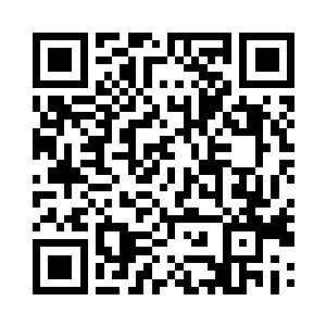 一身素白纱裙睡衣的蔷薇坐在那张皮椅上二维码生成