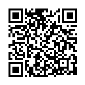 一辆低调但是非常奢华的马车停在那里二维码生成
