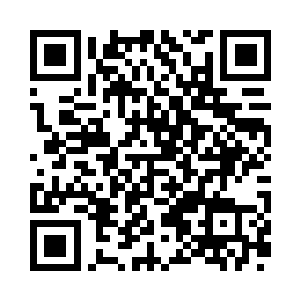 一辆海马商务车径直停在了小王庄村支书二维码生成