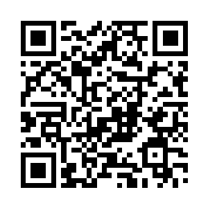 一辆越野车硬生生撞上了大奔驰的车头二维码生成