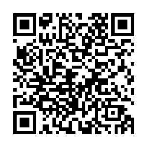 一边分出了一缕神识烙印在识海中的那个灵魂符阵之中二维码生成