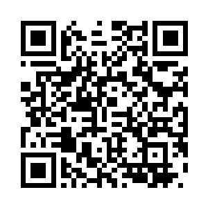 一边听着茶楼里唱戏一边等待结果二维码生成