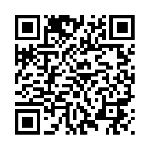 一边在抑制或者在和什么做着斗争二维码生成